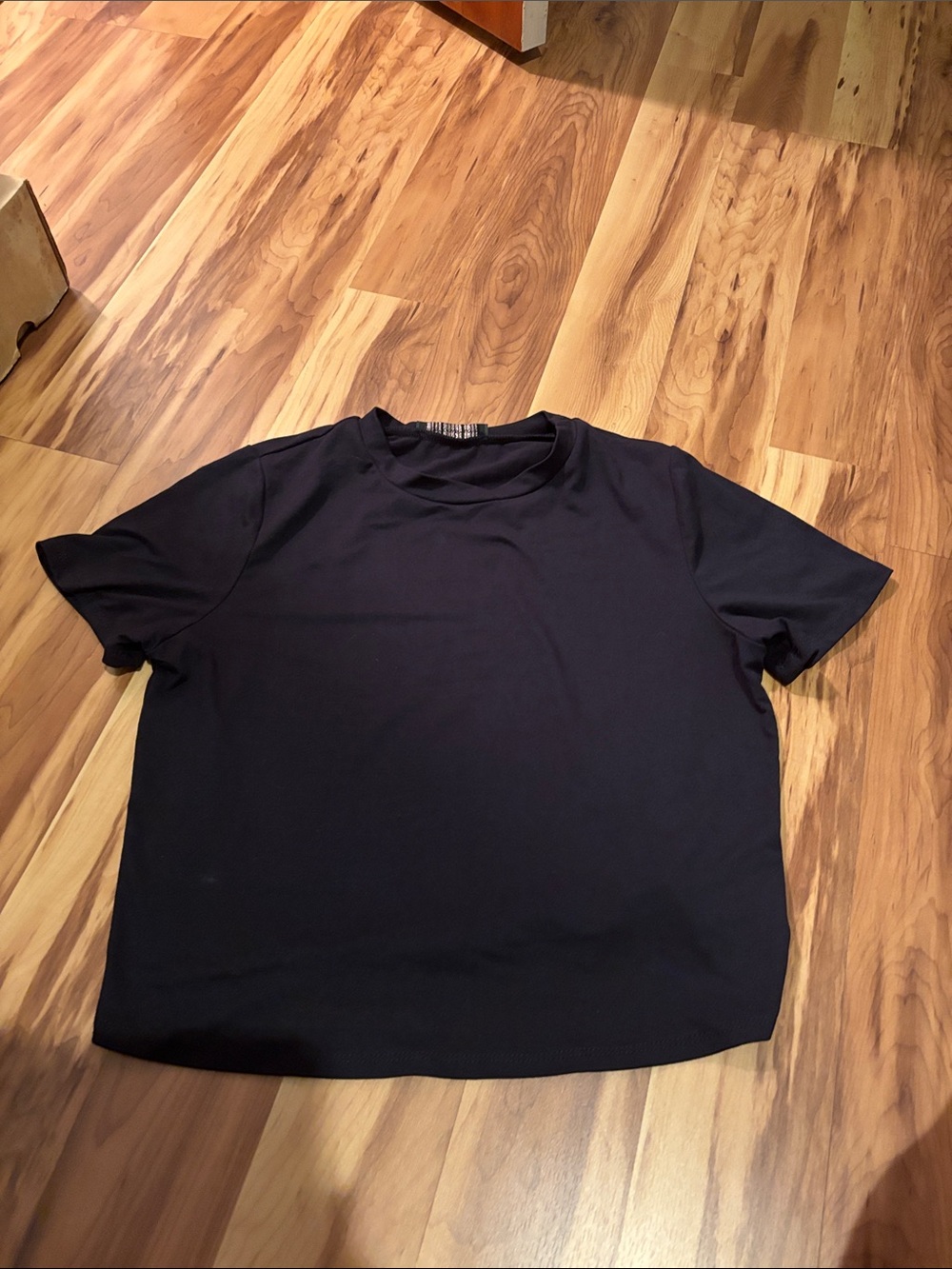 Classic Women's Black Crewneck crop